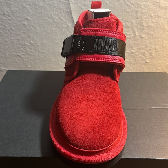 UGG Neumel Boot: Snapback - Picture 3 of 8